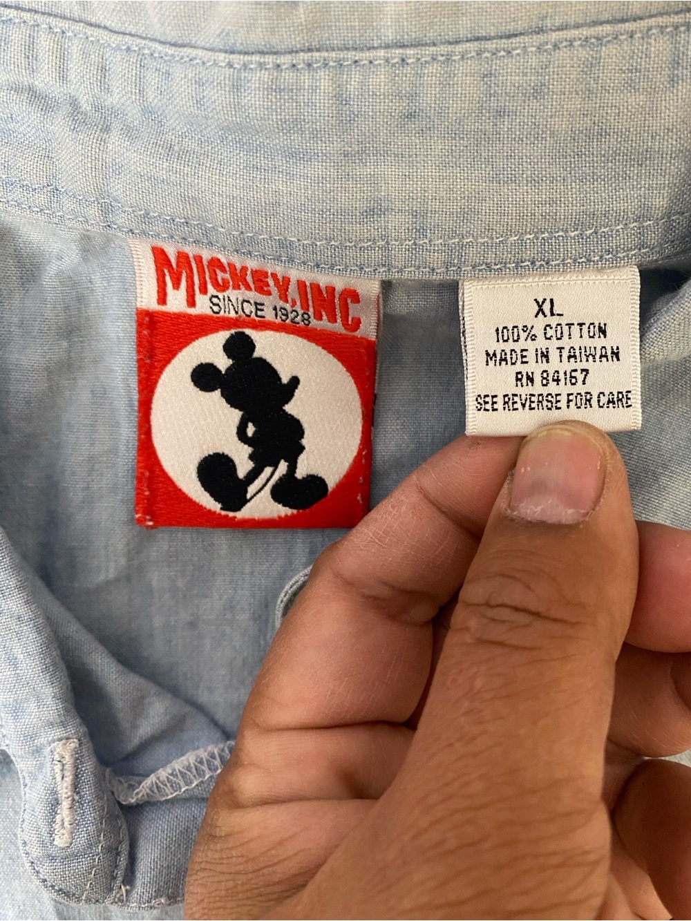 Vintage Disney Mickey Mouse Denim Cotton Sleeveless Button Up Shirt XL Y2K - Picture 4 of 8